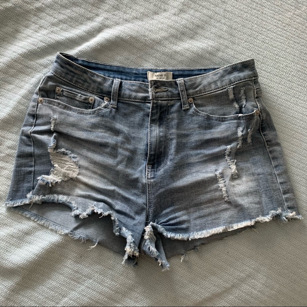 F21 denim ripped shorts - Picture 1 of 4